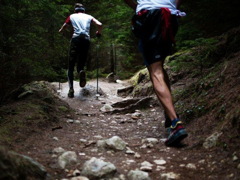 Kraftpaket Berganlauf: Wie Steigungstraining deinen Laufstil und die Trittsicherheit schärft